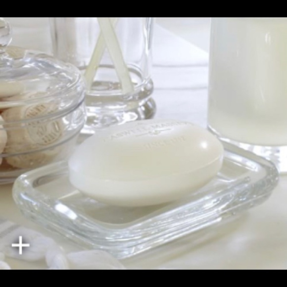 Pottery Barn Classic Handcrafted Glass Bathroom Soap Dish